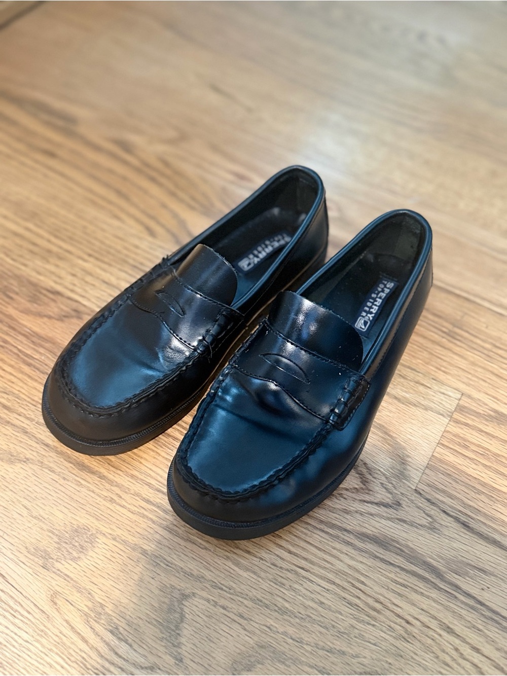 Sperry Top Sider Boys Black Loafers, Upper Leather, Sz 5.5Y, Worn Few Times
